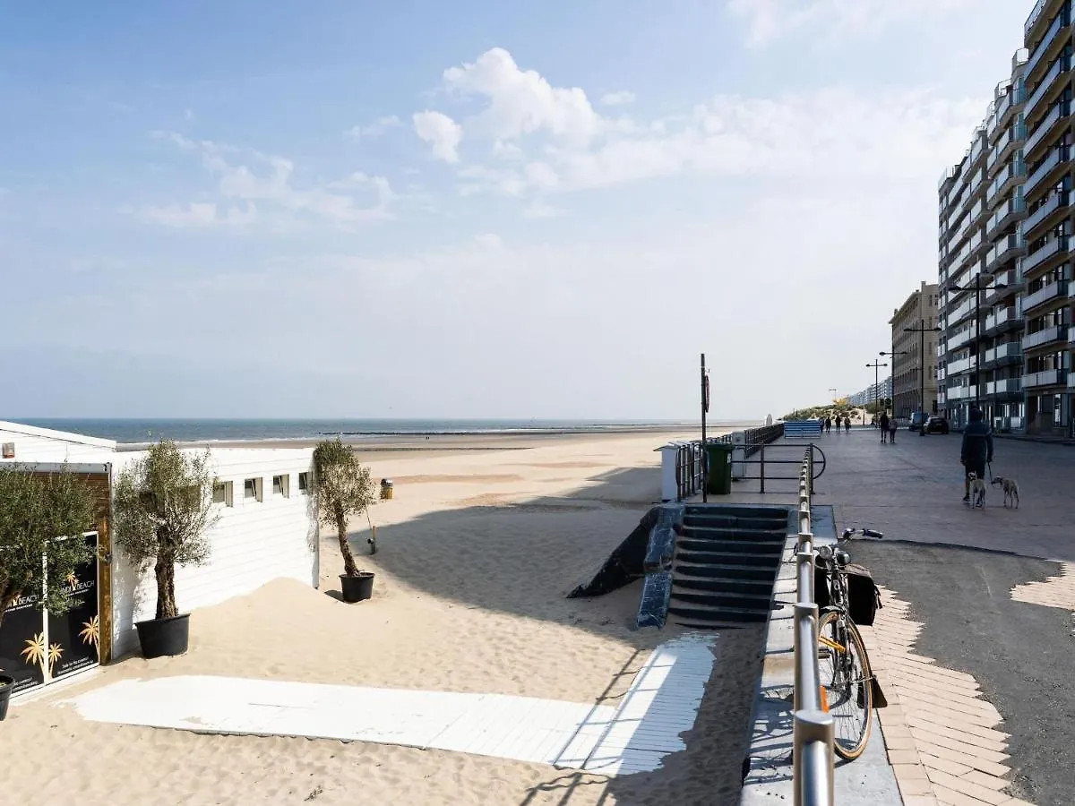 Holiday home Le Boucanier - Omheinde Stacaravan Aan Zee Middelkerke Belgium