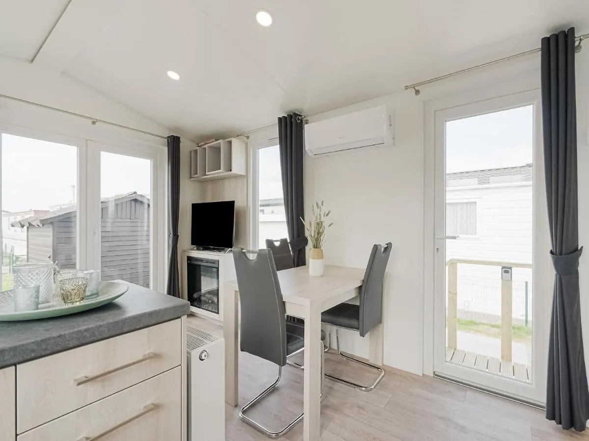 Holiday home Le Boucanier - Omheinde Stacaravan Aan Zee Middelkerke